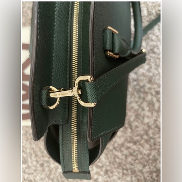 Michael Kors Selma Tote Size L - Picture 13 of 15
